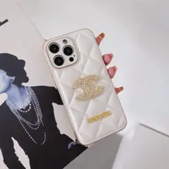 【極美品】iPhone16ProMax ケース(他機種対応)
