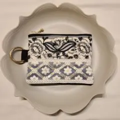 インド刺繍リボンティッシュポーチ ブラックNo.4