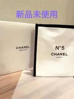 CHANEL No.5のポーチ