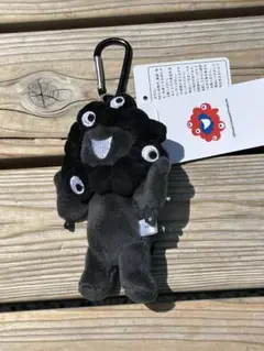 大阪万博 黒ミャクミャクカラビナ付きマスコット ブラック立ち