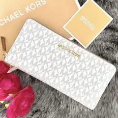 新品☆MICHAEL KORS レッド シグネチャー レザー 折り財布
