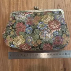 花柄がま口ポーチ　約25cm x 15cm