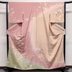 落ち着いたピンク色に雪輪と市松模様の訪問着 金駒刺繍 着物