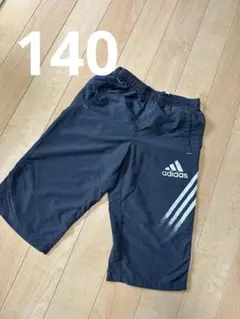 アディダス　adidas ハーフパンツ　140 黒