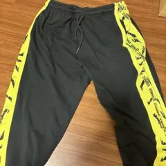 ZUMBA WEAR トラックパンツ 黒と黄色