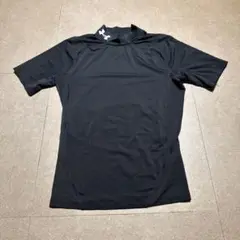 Under armour スポーツウェア　黒　ブラック　半袖　L