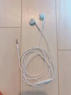 ホワイト 有線イヤホン イヤホンジャック