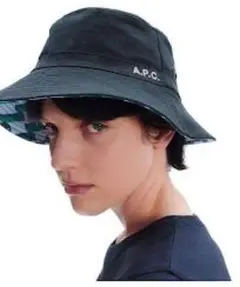 A.P.C バケットハット(BOB MARK REVERSIBLE 22PC)