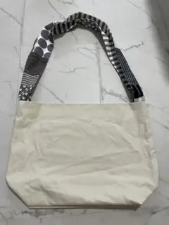 Item thumbnail for item b3999c9d-edc6-4e35-ba86-9c09a1ef55f6