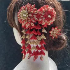 赤&金の髪飾り＊つまみ細工　髪飾り