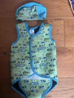 スプラッシュアバウト　水着と帽子セット