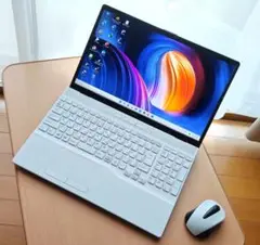 Fujitsu Lifebookノートパソコン