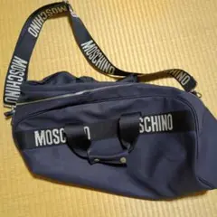 MOSCHINO ネイビー ドラムバッグ