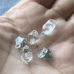 天然石　ハーキーマーダイヤモンド