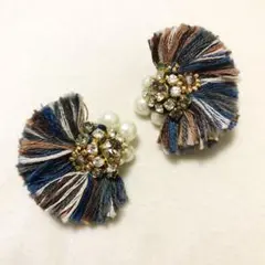 美品　ハンドメイドピアス