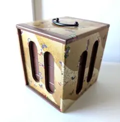 【レア】遊山箱　蝶々　絵入り