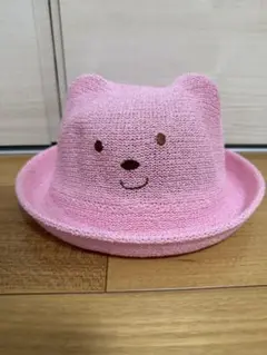 クマの顔のピンクハット