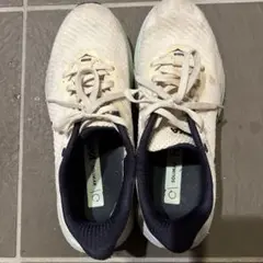 HOKA ホワイト スニーカー C