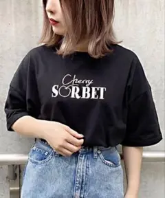 apres jour プリントロゴTシャツ 黒 半袖