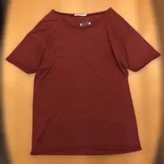 新品タグ付きNudie JeansワインレッドカラーTシャツ