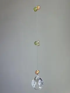 《ハンドメイド》 鈴丸ビーズサンキャッチャー