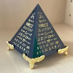 インテリア小物　ブラッククリスタルピラミッド　金字塔　ヒエログリフ　開運