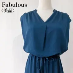 【美品】　ファビュラス　キーネックフレンチスリーブひざ丈ワンピースネイビー