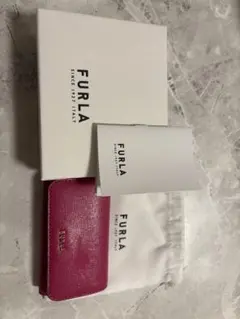 フルラ　FURLA キーケース
