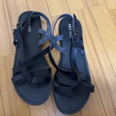 NINE WEST ブラック ストラップサンダル