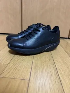 MBT ブラックカジュアルシューズ