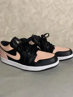 Nike Air Jordan 1 Low クリムゾンティント