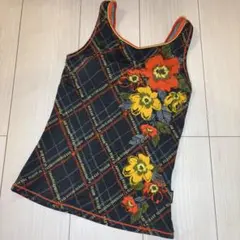 【美品】エレッセ　ellesse フィットネス水着　Sサイズ　トップス 花柄