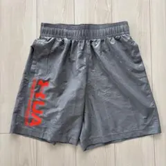 メンズ　アンダーアーマー　ショートパンツ　グレー　薄軽素材