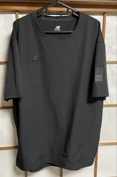 New Balance ブラックアウト ジッパーポケット付き 2XL ピステ