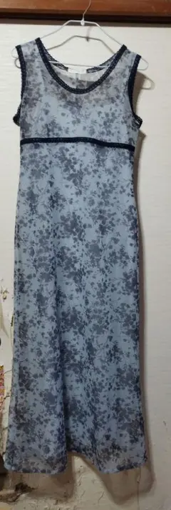 D.Bloom 花柄キャミワンピース グレー　サイズ9AR