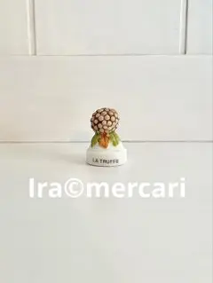 トリュフ　フェーヴ　キノコ　フェーブ　フランス製　陶器ミニチュア