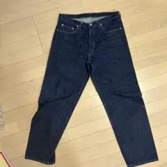 EDWIN ダークブルーストレートジーンズ