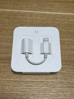 iPhone付属品 Apple純正ヘッドフォンジャックアダプタ