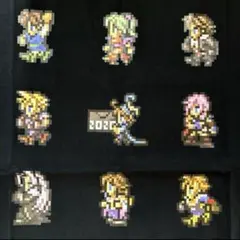FINAL FANTASY ピクセルアートキャラクターTシャツ 黒　Mサイズ