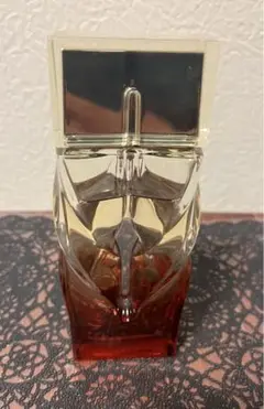 クリスチャンルブタン香水