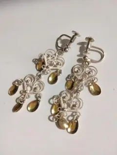 Item thumbnail for item b12cca77-988d-48c0-a343-5eee5fe4060a