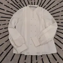 ホワイト長袖スタンドカラーシャツ