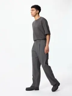 美品 ユニクロ タックワイドパンツ グレー XL