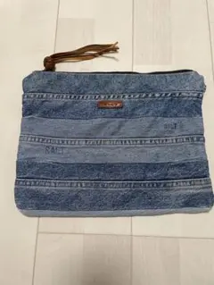 Item thumbnail for item 58b98ba6-1a5d-4f4f-be82-e3404d60a3aa