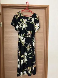 TWO PALMS 花柄ロングワンピース ムームー　半袖