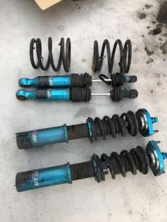 トヨタ　QNC20bB 用　メーカー不明車高調 LARGUS ONLINE SHOP / トヨタ bB QNC20 2WD SpecS 車高調キット