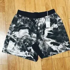 アディダスショートパンツ