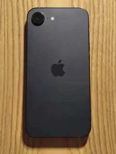 Apple iPhone 16e 128GB 新品未使用