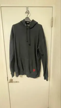 Stussy パーカー