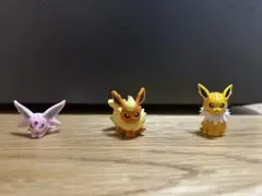 びっくらたまご　イーブイフレンズ